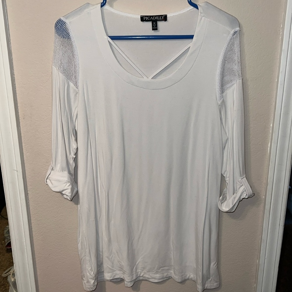 White long sleeve casual tee Size M